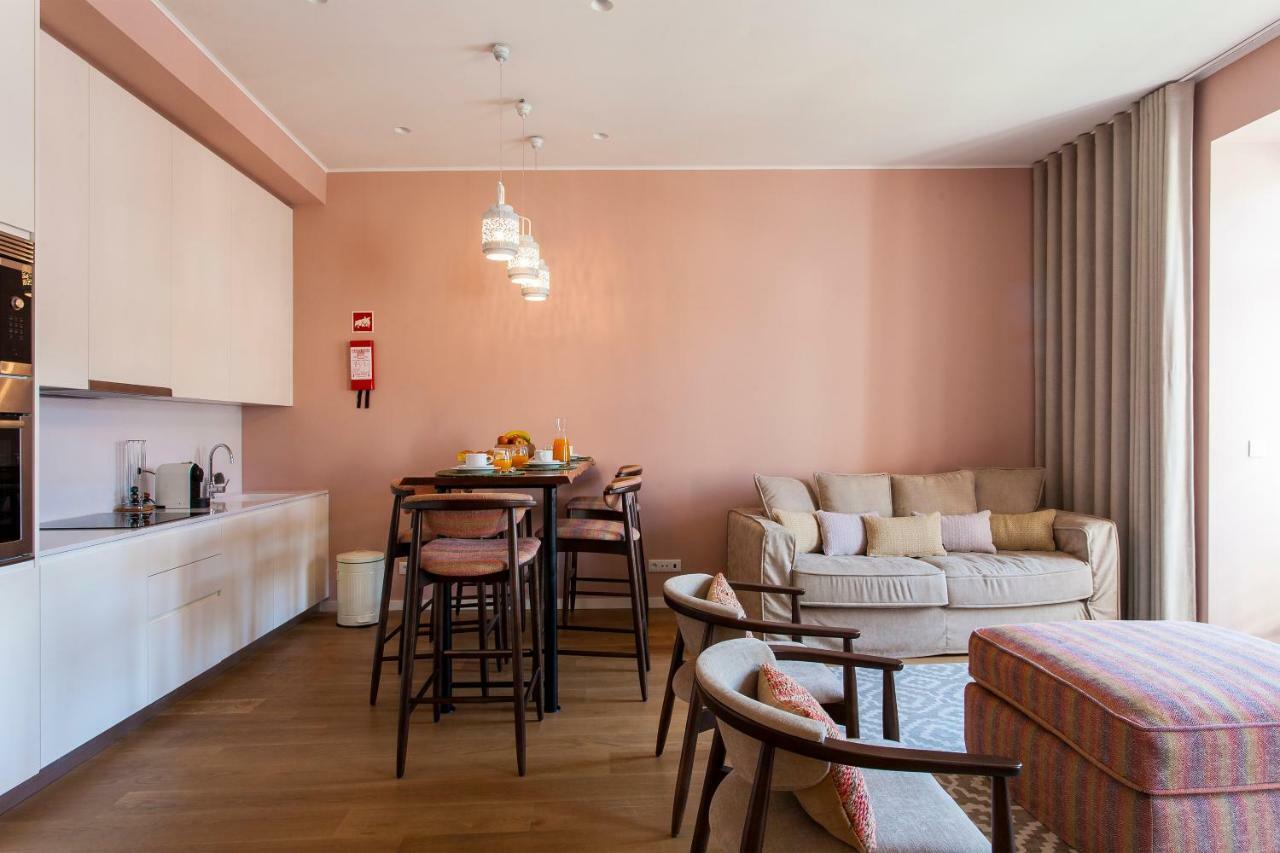 Joivy Sublime 2Br Apt On Restauradores Square Nearby Rossio Station Lisboa Exteriör bild